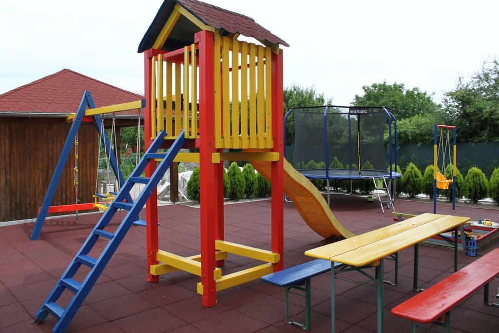 Privat Arcadia Podhájska Exterior foto